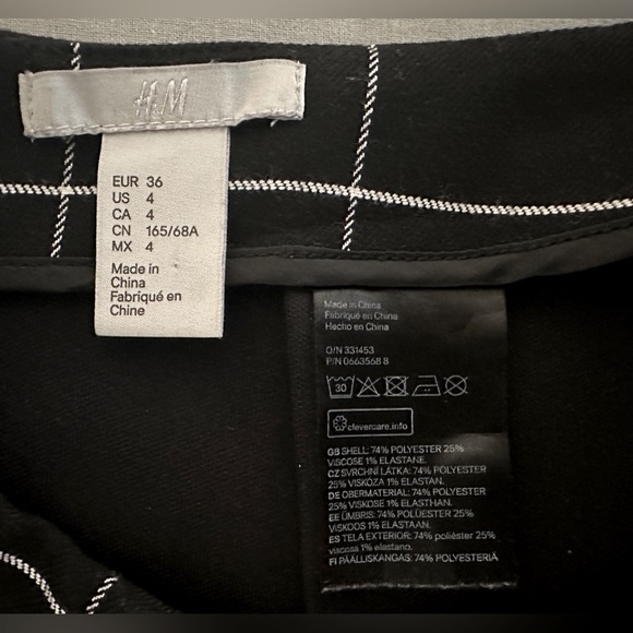 H&M Mini skirt - Picture 3 of 3